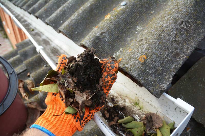 Gutter Blockage Removal in Pittsburgh, PA